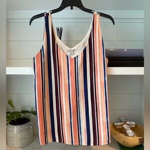 Halogen tank top size small